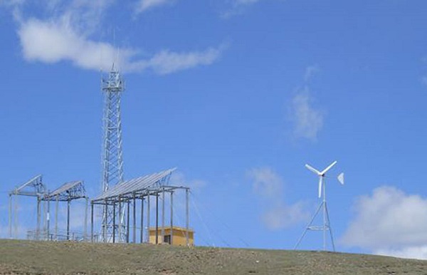 乌海中国铁塔西藏通讯基站光伏供电项目一